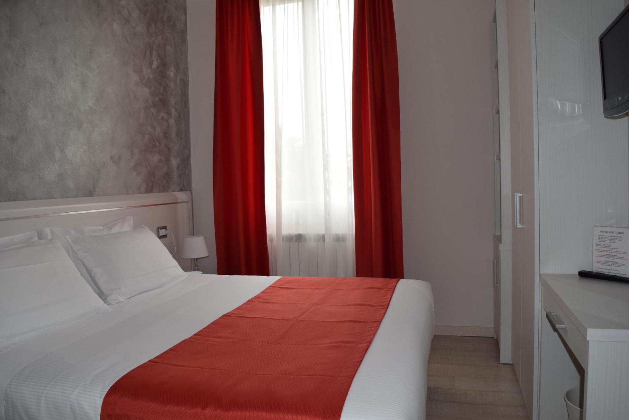 Hotel Lido Varazze Esterno foto