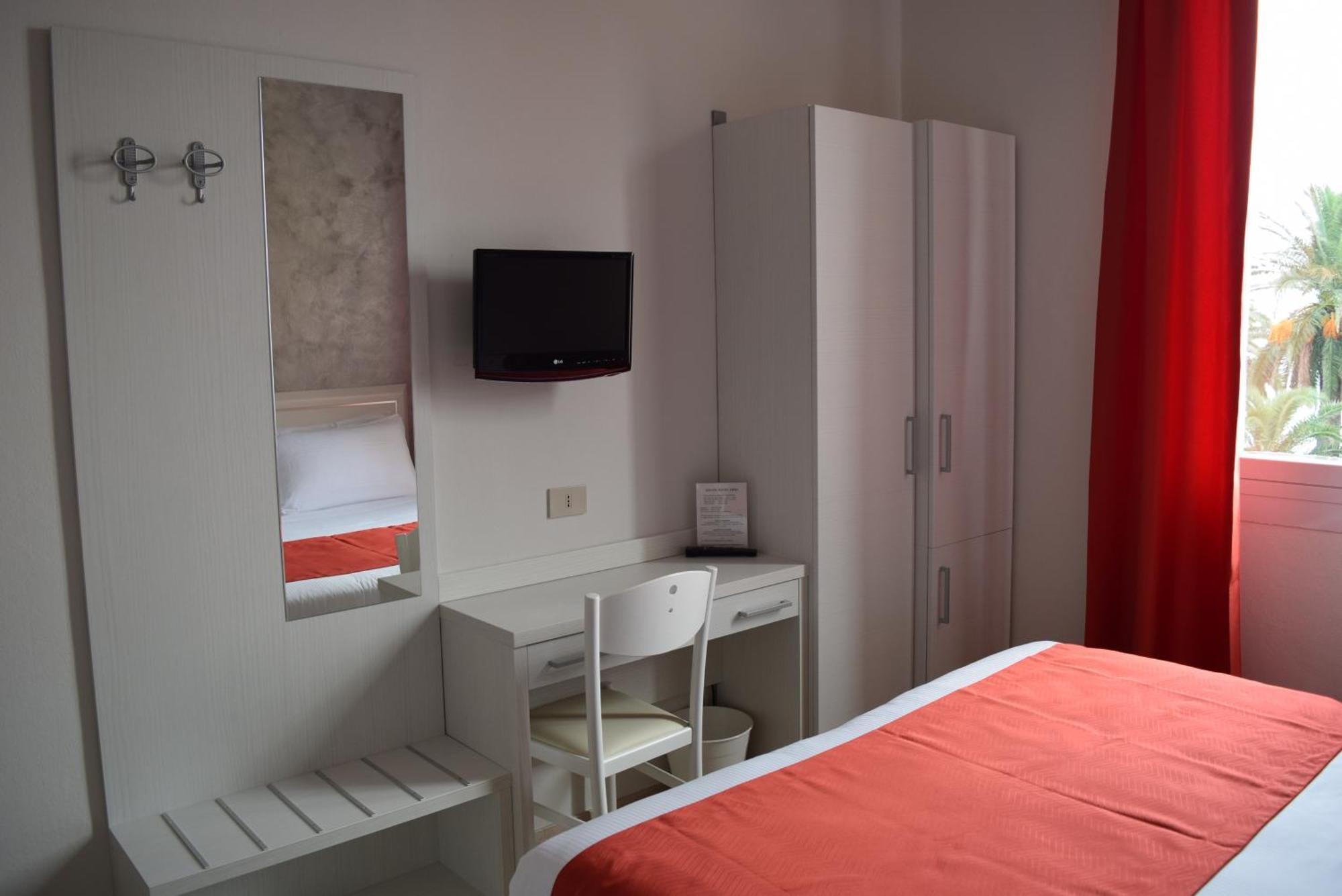 Hotel Lido Varazze Esterno foto